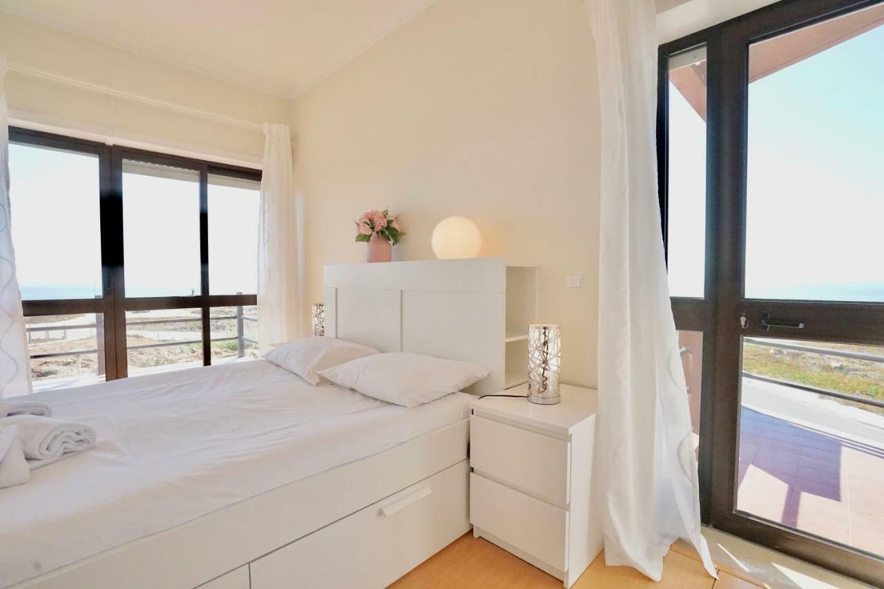 Deluxe Oceanfront - Vue Sur la Mer Peniche Extérieur photo