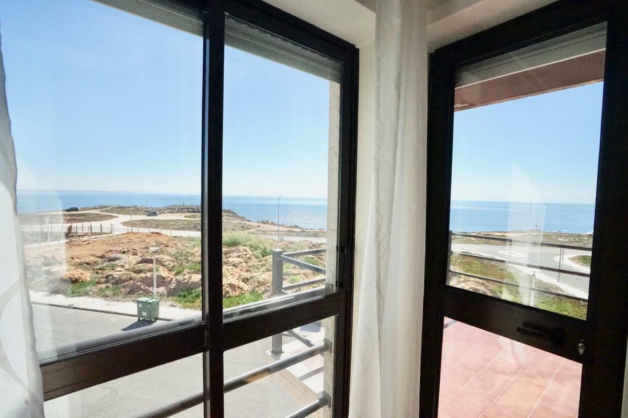 Deluxe Oceanfront - Vue Sur la Mer Peniche Extérieur photo